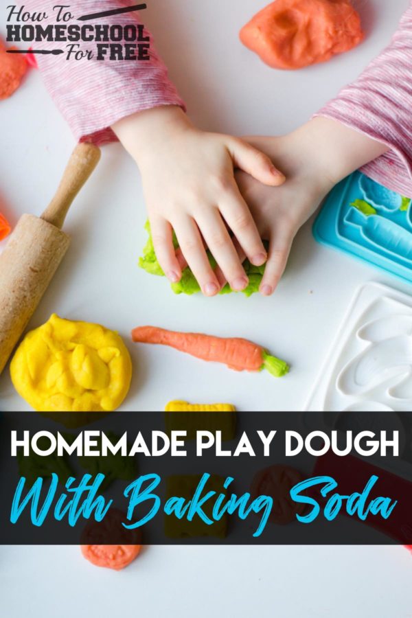 Homemade, Allergyfriendly Playdough with Baking Soda!